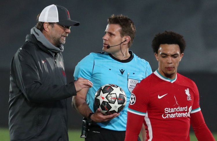 芝加哥白袜队总教练拉鲁萨因健康原因在 2022 赛季末期卸任